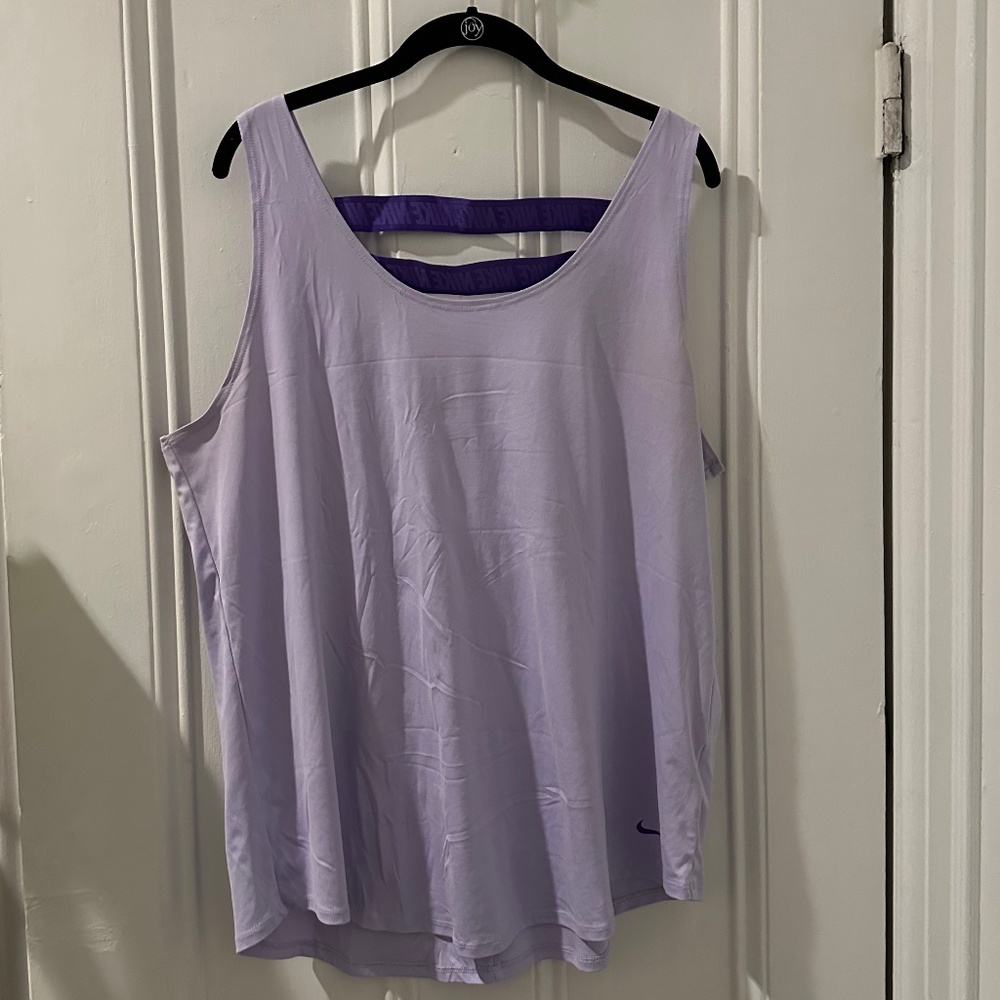Light Purple Nike Dri-Fit Tank Top with Strap detail